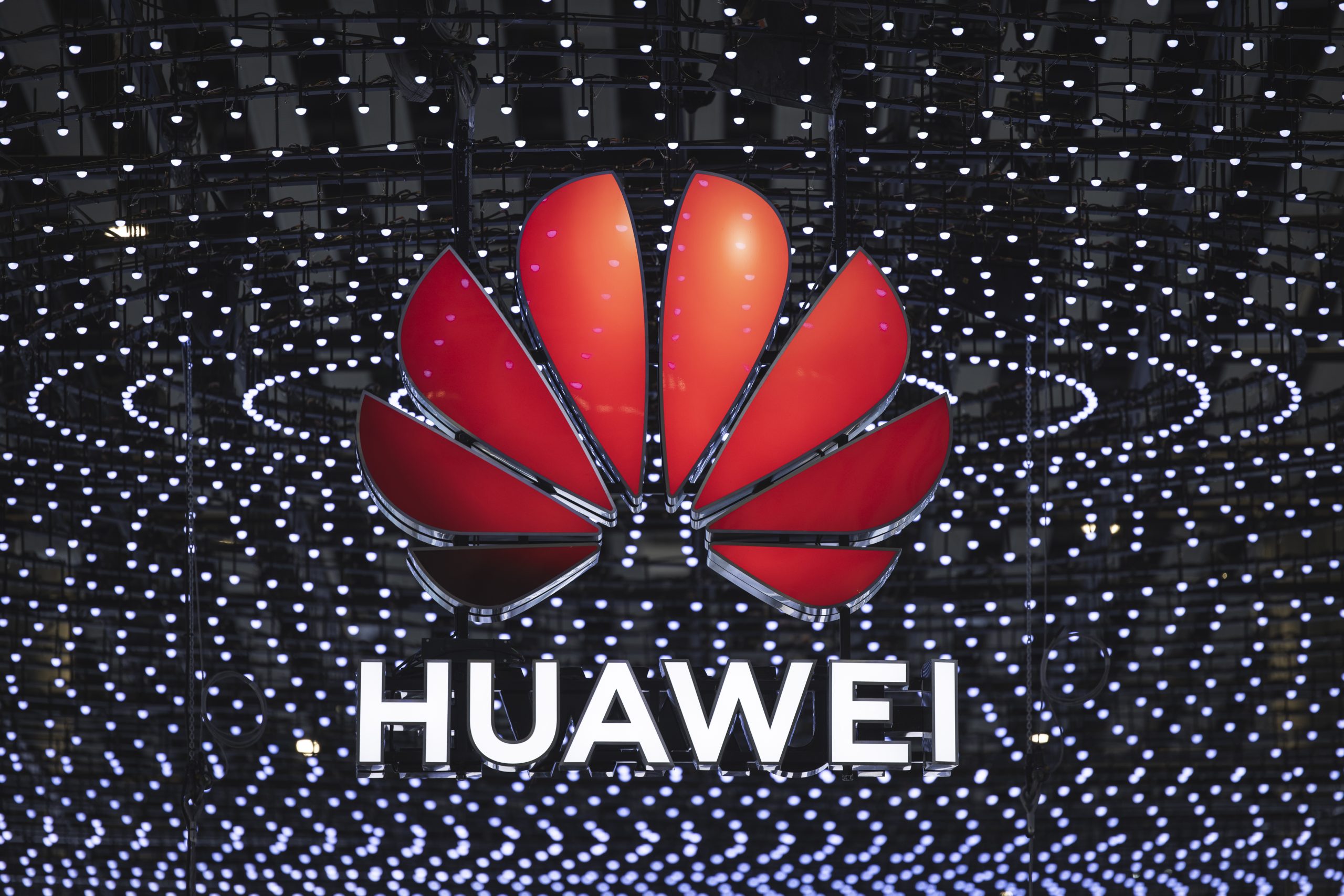 Bruxelles renforce ses contrôles sur les équipementiers télécoms étrangers : Huawei et ZTE sous surveillance accrue
