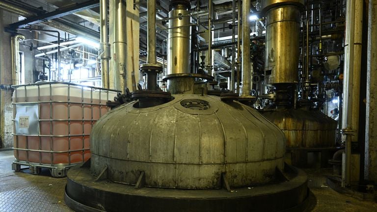 Industrie manufacturière américaine en chute libre : production, emploi et commandes en baisse pour le dixième mois consécutif en décembre 2025